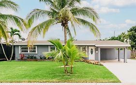 Tiki-Home Elite Staycation